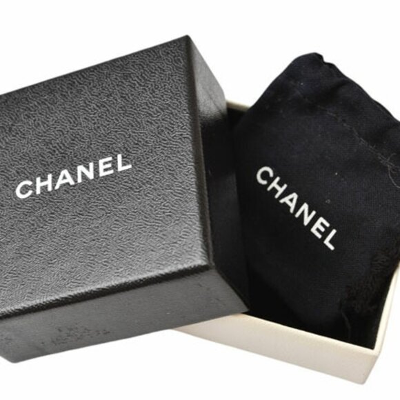 CHANEL Authentic Black Pearl Logo Necklace